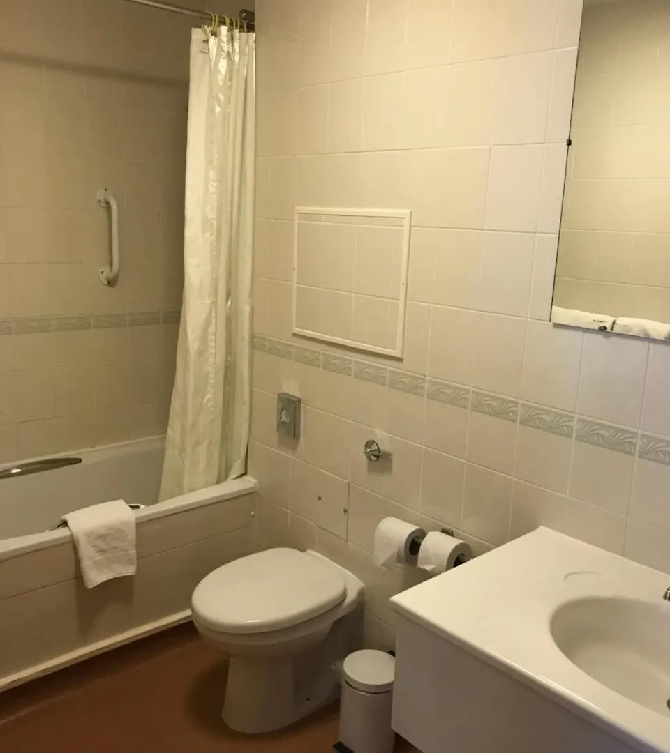 Jupiter Hotel וות'רבי